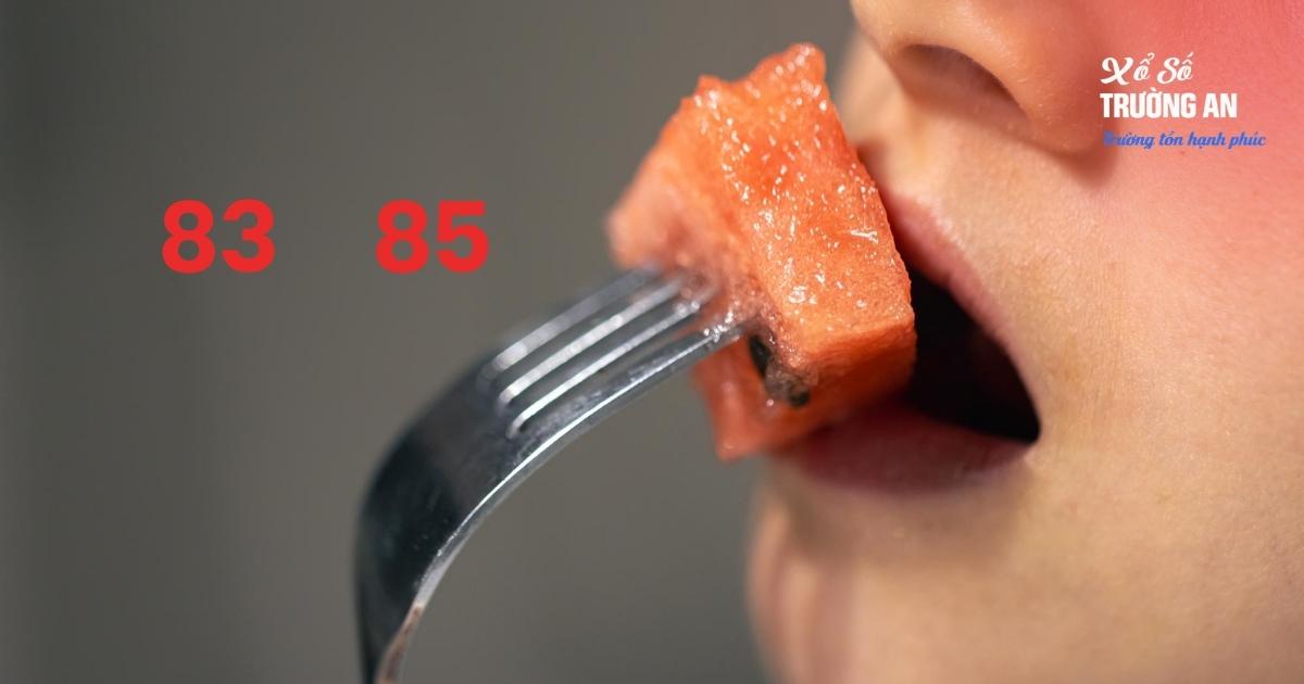 mơ thấy ăn thịt người (4)